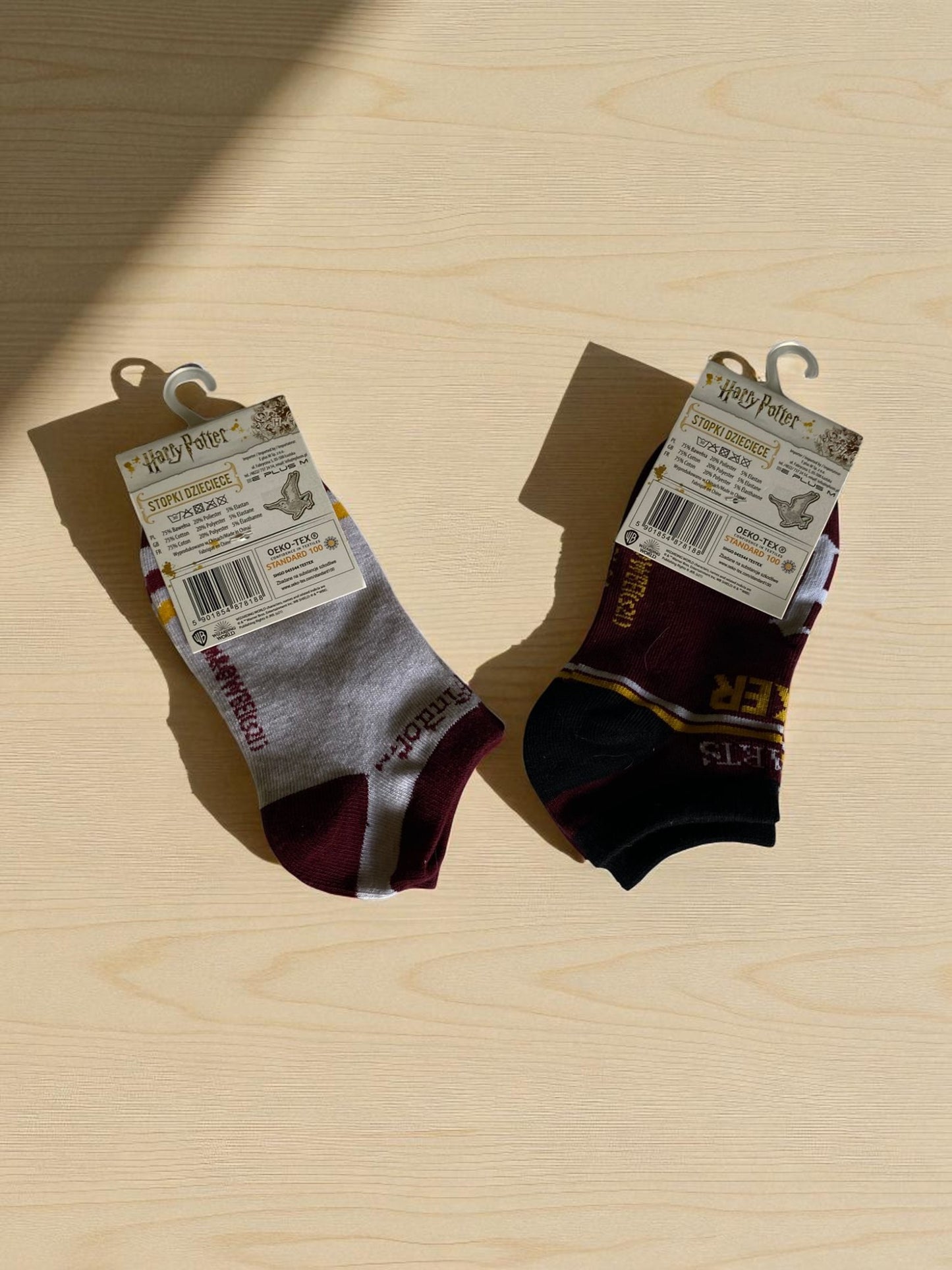 Pack 2 calcetines Harry Potter Gryffindor + Hogwarts – 75% algodón”