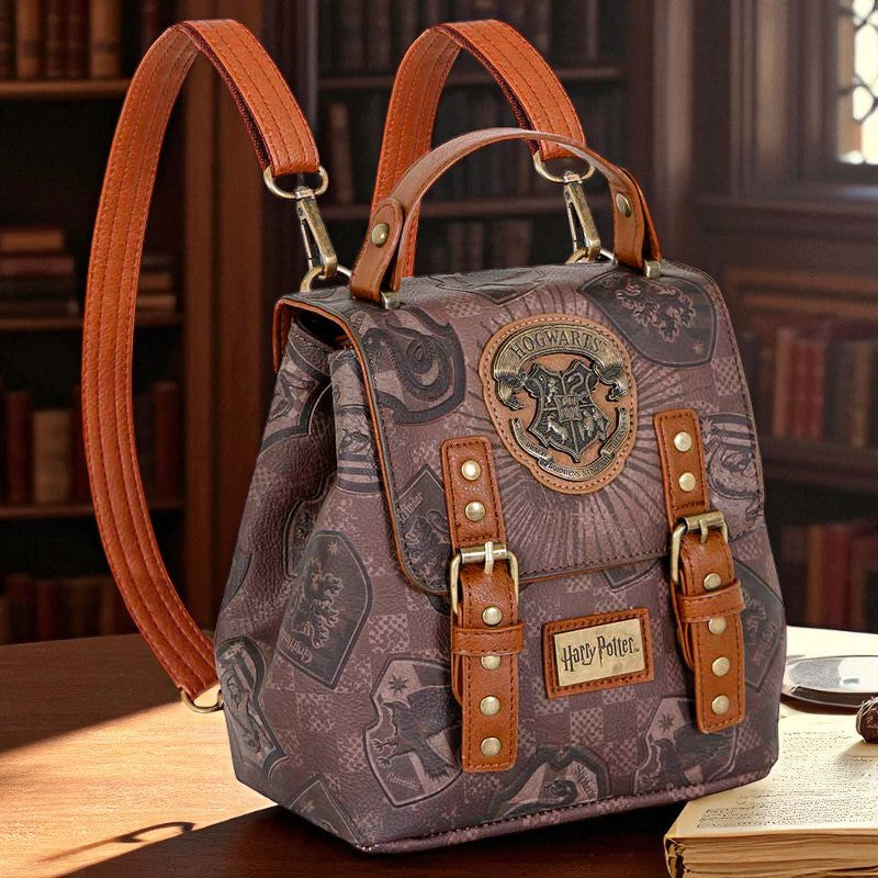 Mochila Mini Harry Potter Pride Edition 21cm - Magia del Orgullo | Colección Limitada Hogwarts