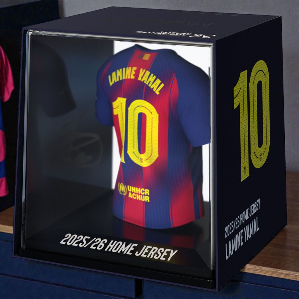 Mini Camiseta Lamine Yamal FC Barcelona 9.5 cm – Figura Oficial con Estuche, Edición Limitada